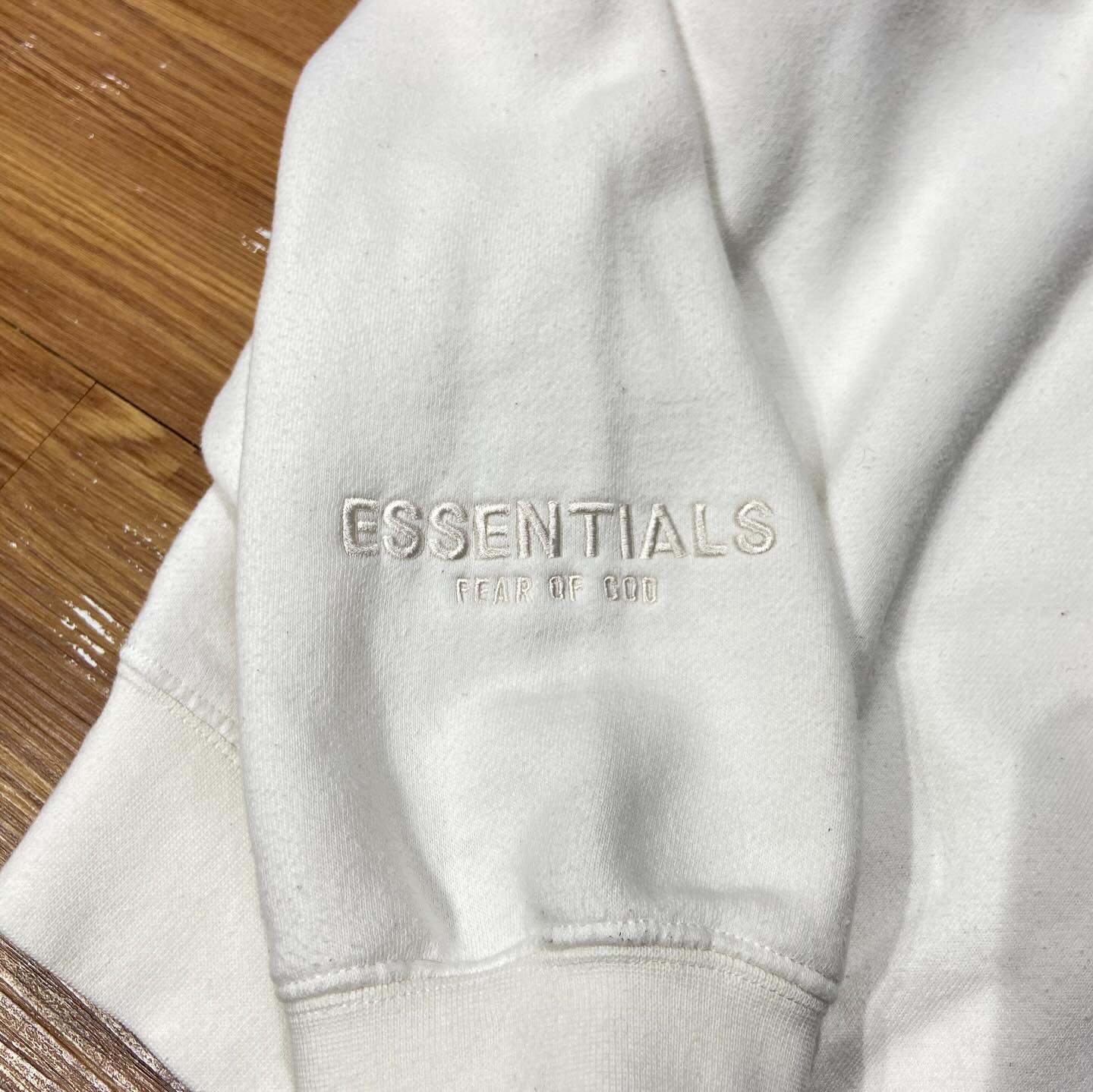 Fear Of God (FOG) Essentials 3M Reflective Back Logo Sweat Crewneck White (Display Item)