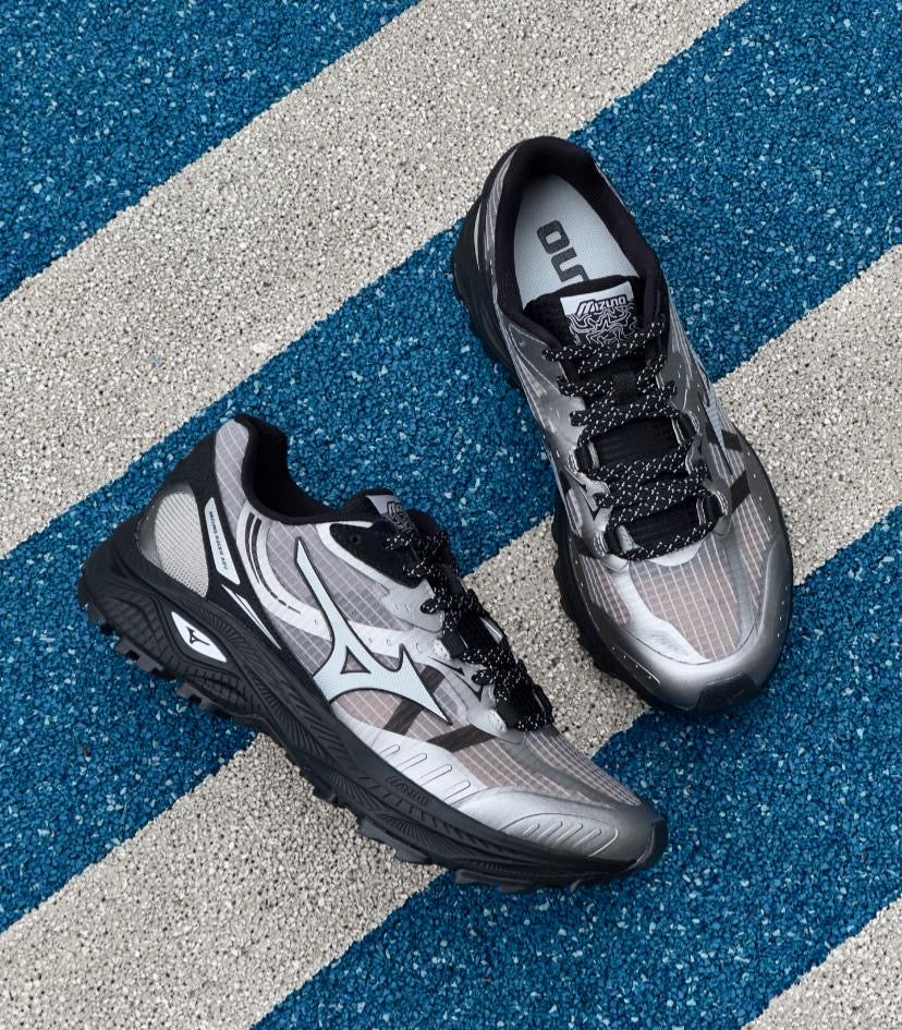 Preorder 預訂 Mizuno Racer ADV Silver Black D1GH241207