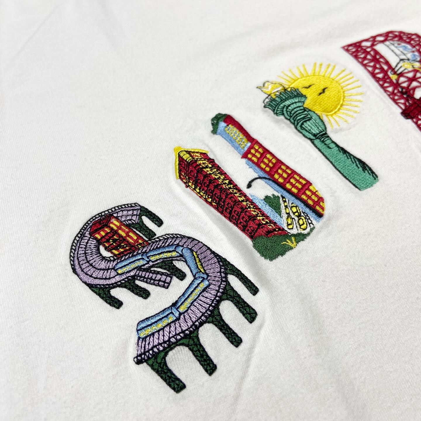 Supreme City Arc Top SS White 全刺繡Logo (Used)
