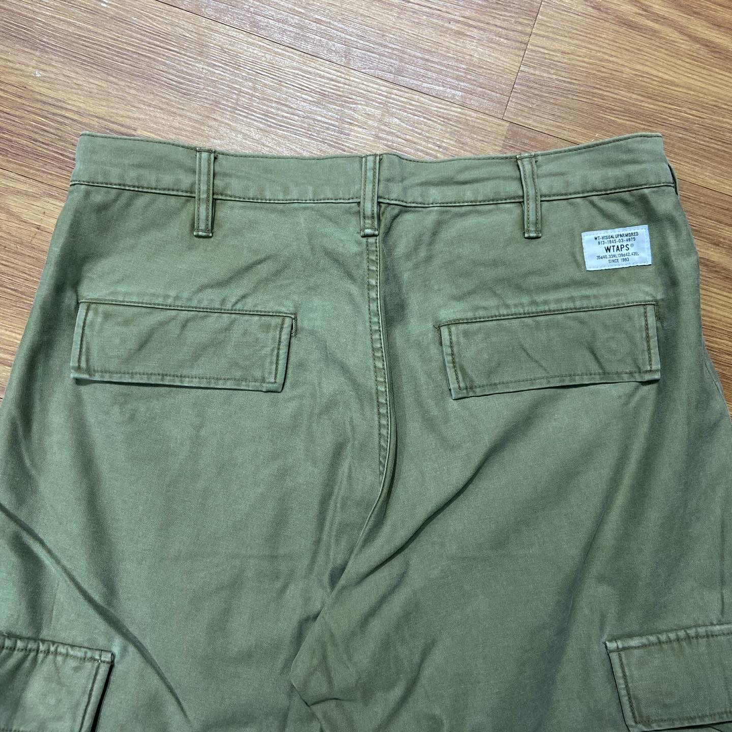 WTAPS TROUSERS CARGO / COTTON. SATIN Olive (Used)