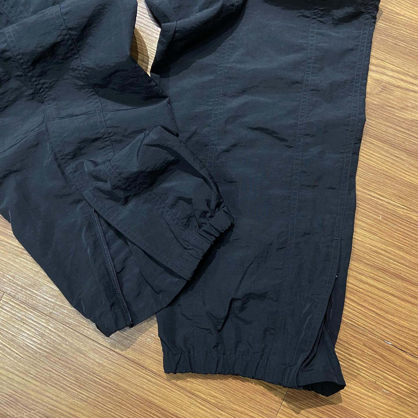 Supreme Paneled Warm Up Nylon Relax Track Pant Black (Display Item)