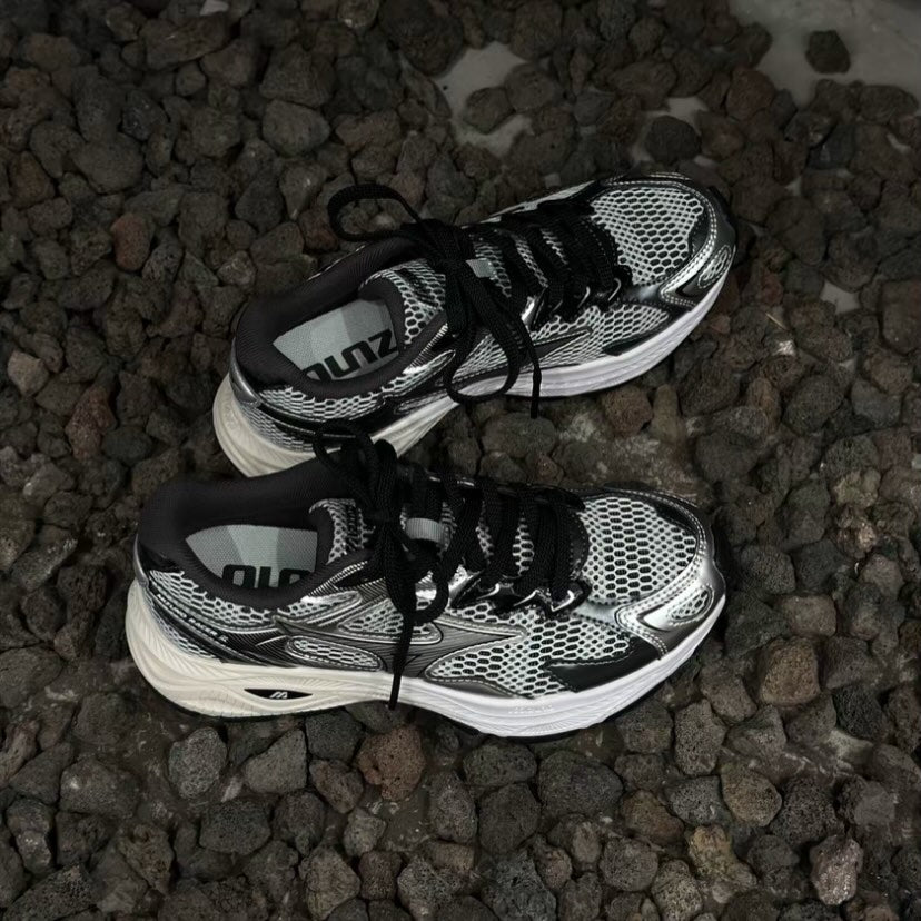 Preorder 預訂 Mizuno Racer S Silver/Black D1GH253517