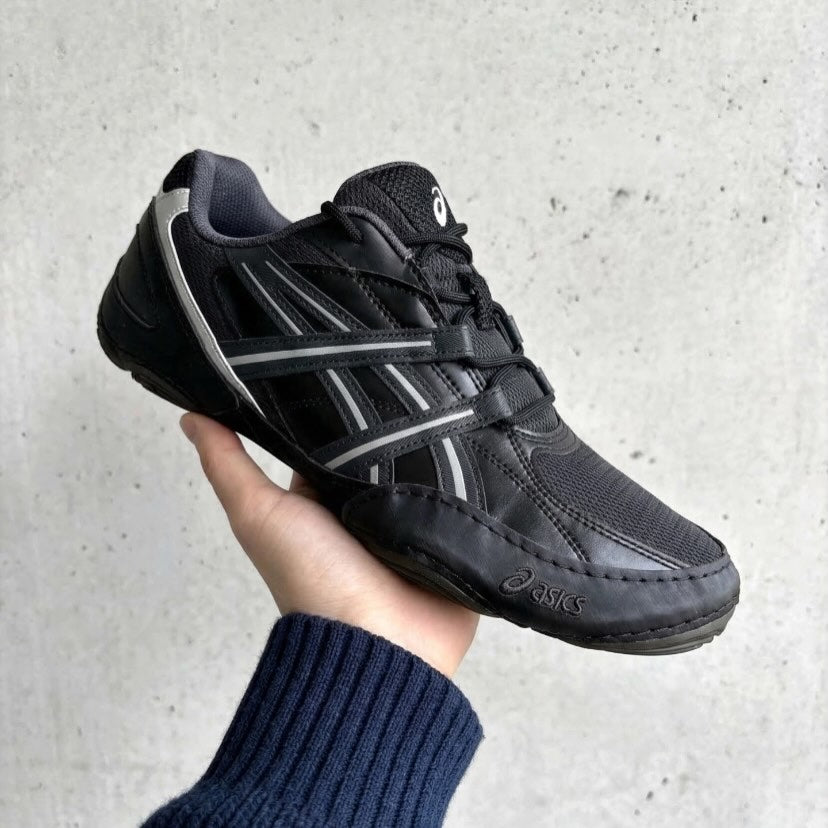 Preorder 預訂 Asics Hypersync Black 1203A879-021