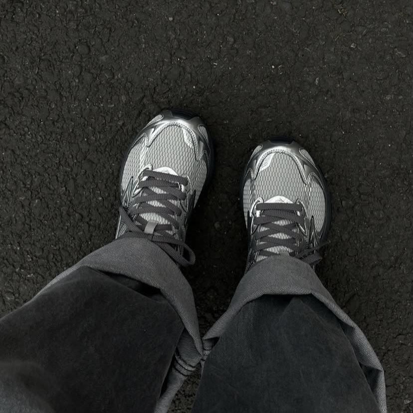 Preorder 預訂 Mizuno Racer V2 Grey Silver D1GH250613
