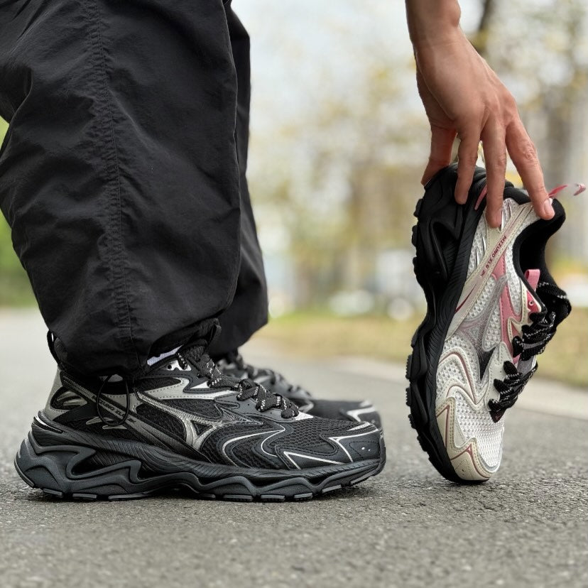 Preorder 預訂 Mizuno XLG 2K Black D1GH260901  / White Pink D1GH260903