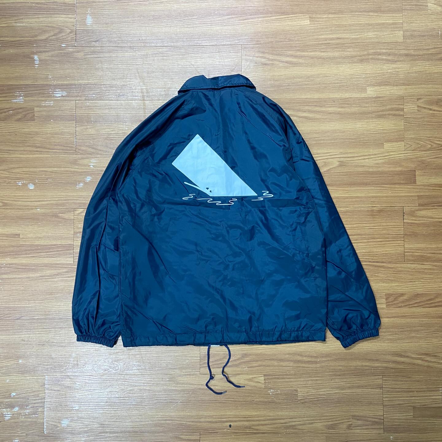 DESCENDANT SPY HOP COACH JACKET 🐳 Navy (Display Item)