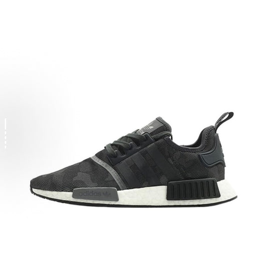2018 Adidas Originals NMD R1 Duck Camo Core Black D96616 黑灰迷彩