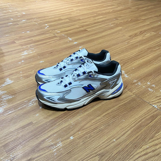 New Balance ML725CI