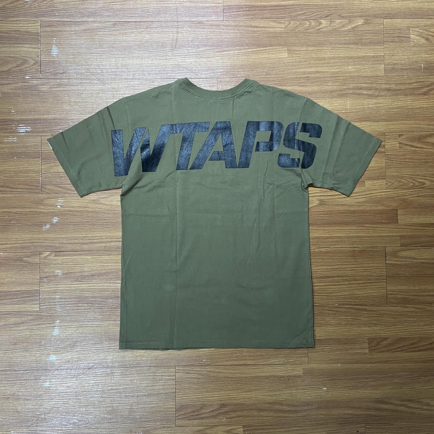 WTAPS STENCIL SS / COTTON. TEE Olive (Display Item)