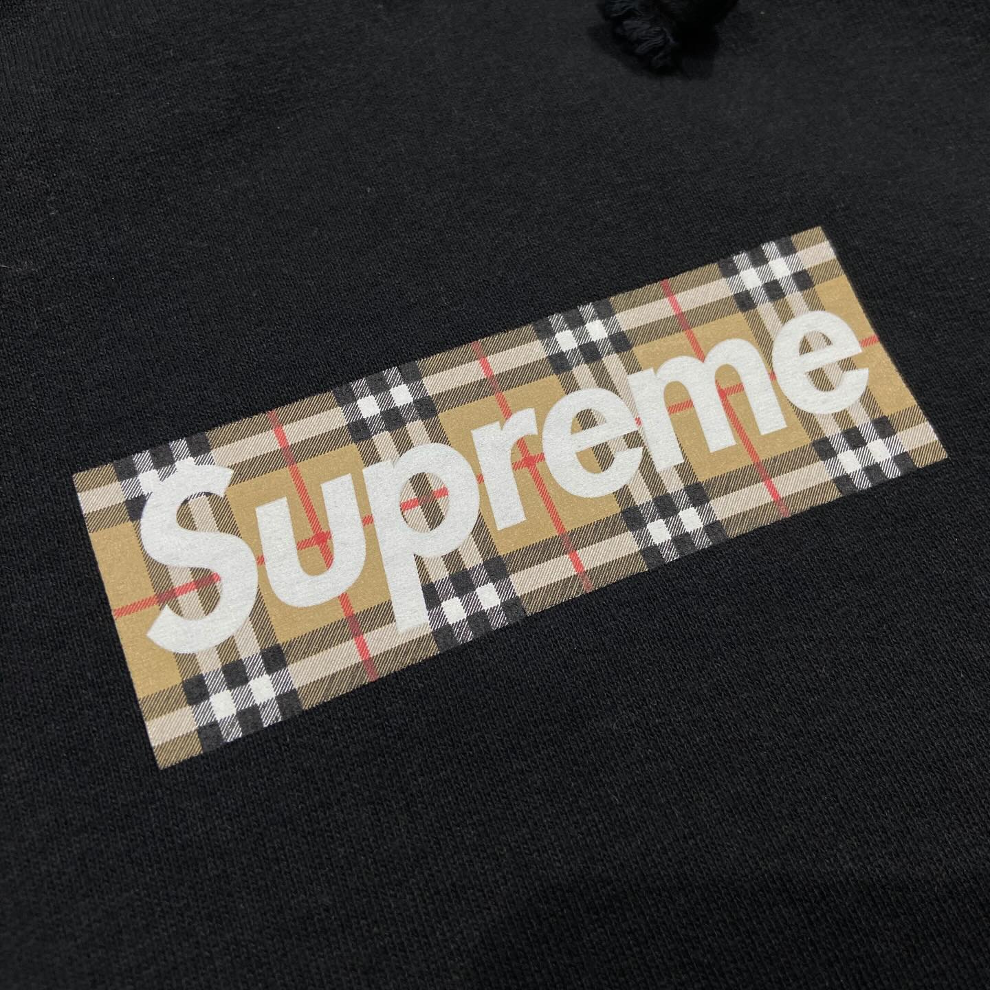 Supreme x Burberry Box Logo Hooded Sweatshirt (Made in Canada) Black (Display Item)