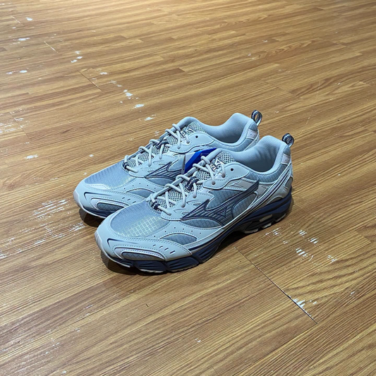 Mizuno MXR Grey D1GA246807