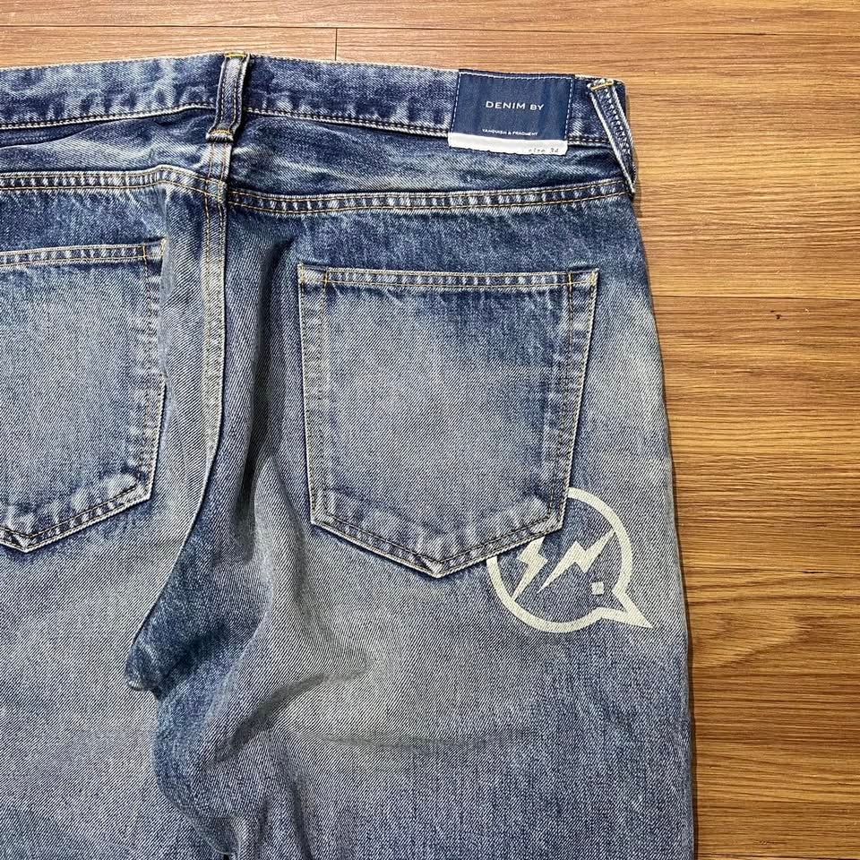 DENIM BY VANQUISH & FRAGMENT WASHED DENIM JEANS (Made in Japan🇯🇵) Washed Blue (Display Item)