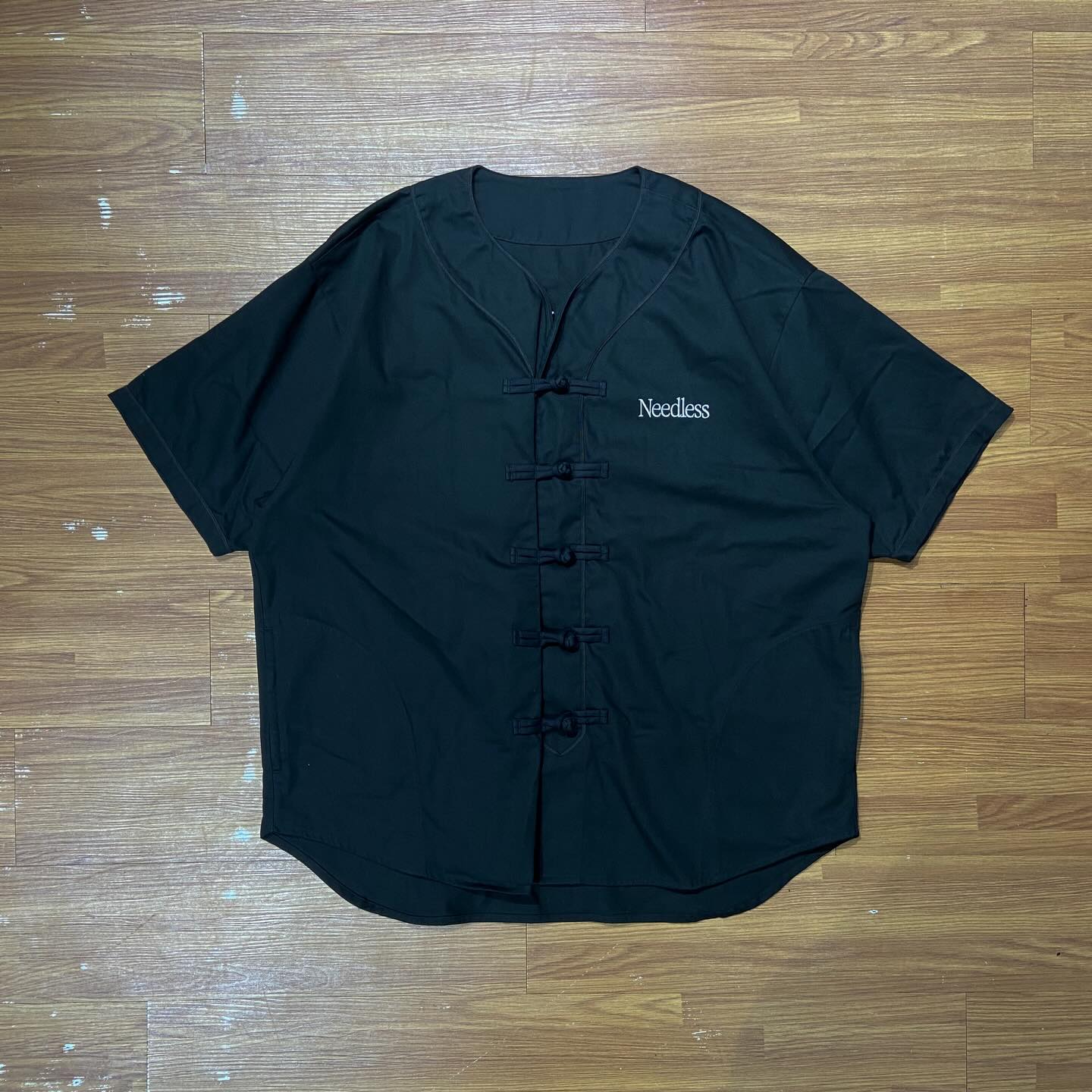 Needless 獅王無用 中式功夫鈕扣Baseball Shirt SS Black (Display Item)