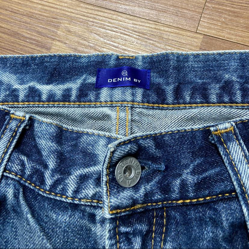 DENIM BY VANQUISH & FRAGMENT WASHED DENIM JEANS (Made in Japan🇯🇵) Washed Blue (Display Item)