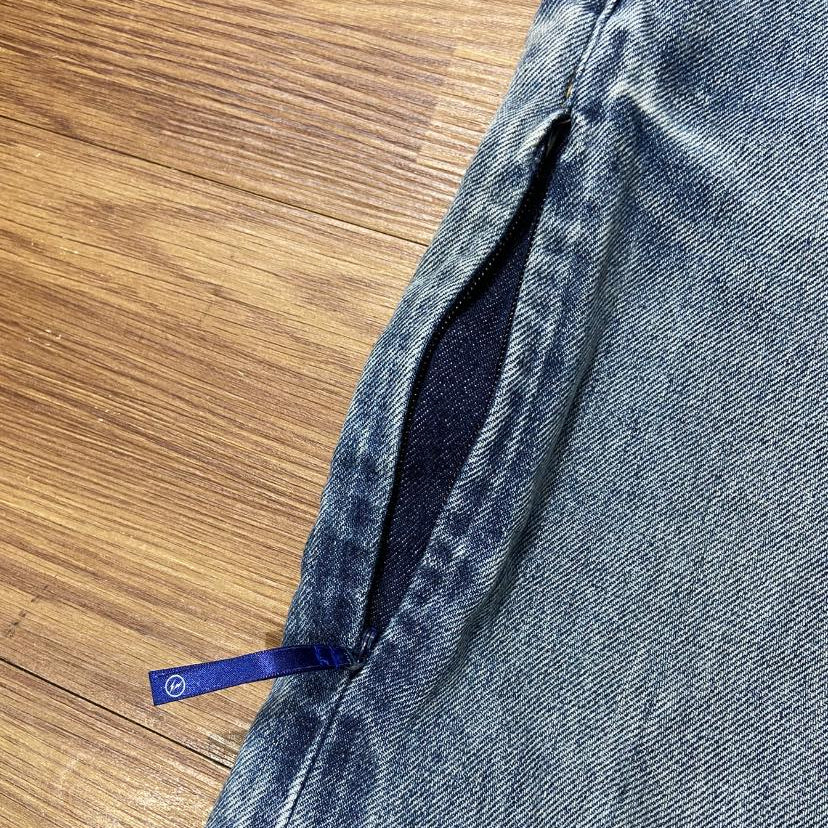 DENIM BY VANQUISH & FRAGMENT WASHED DENIM JEANS (Made in Japan🇯🇵) Washed Blue (Display Item)