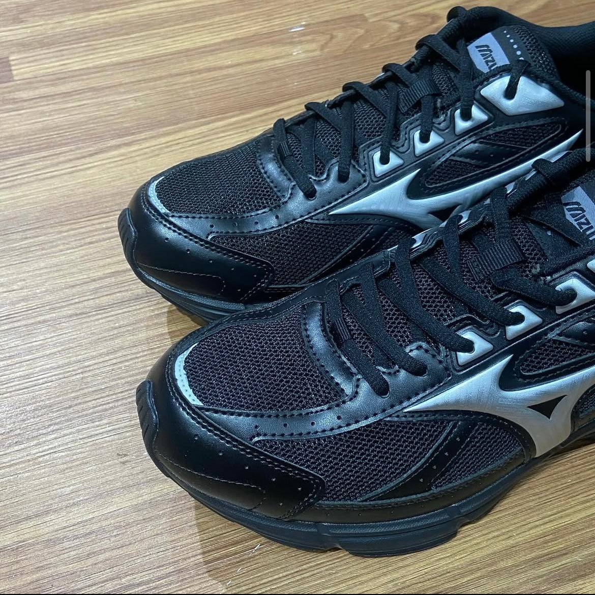 Mizuno Speed Run Black Silver D1GH223006 黑銀