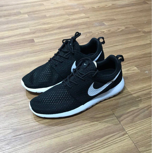 Roshe One Breeze Black 718552-011