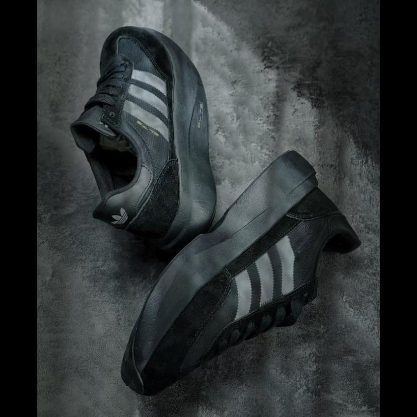 Preorder 預訂 Adidas SL72 Pro Black KK3073