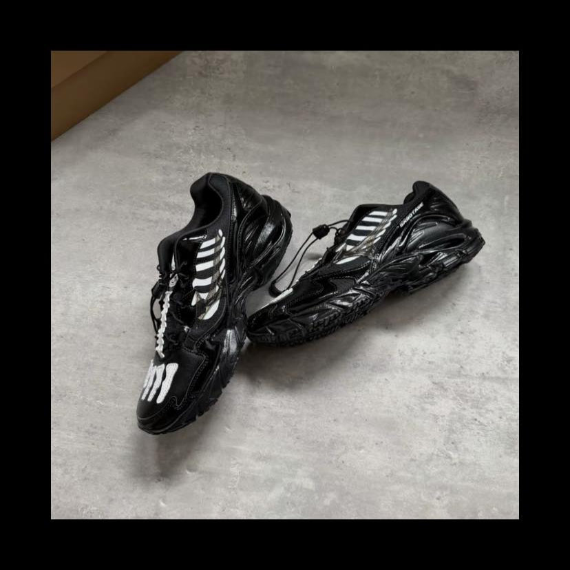 Preorder 預訂 SBTG x Mizuno Wave Rider 10 Black Bone D1GD252601