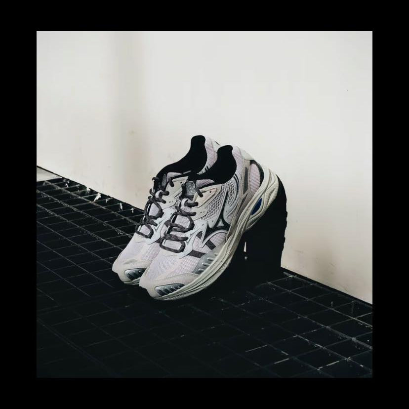 Preorder 預訂 Mizuno Racer ADV 輕柔灰 D1GH241222