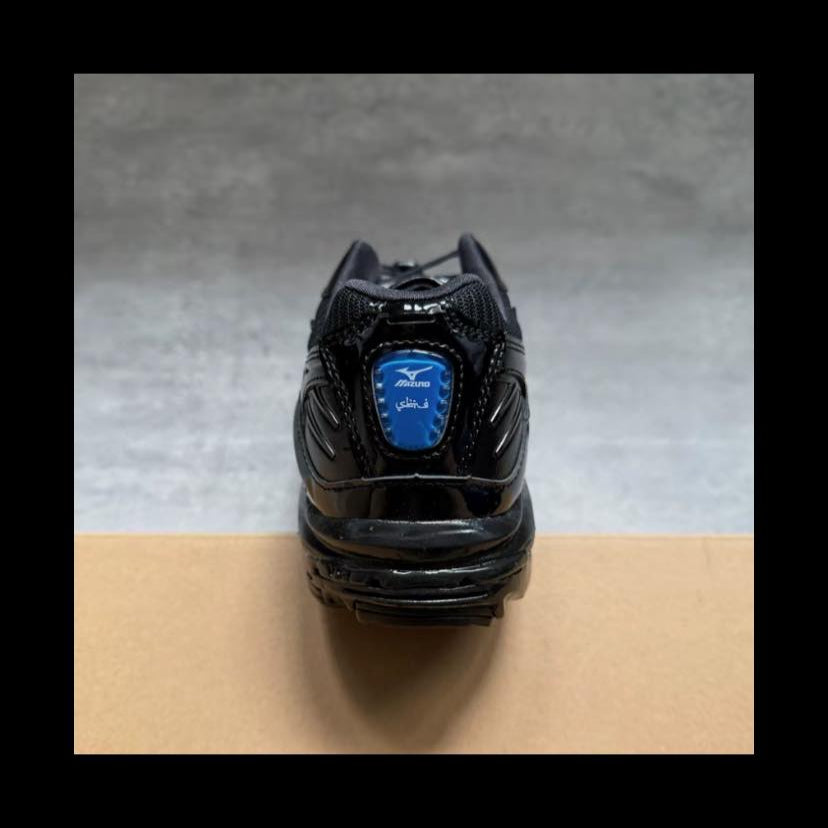 Preorder 預訂 SBTG x Mizuno Wave Rider 10 Black Bone D1GD252601