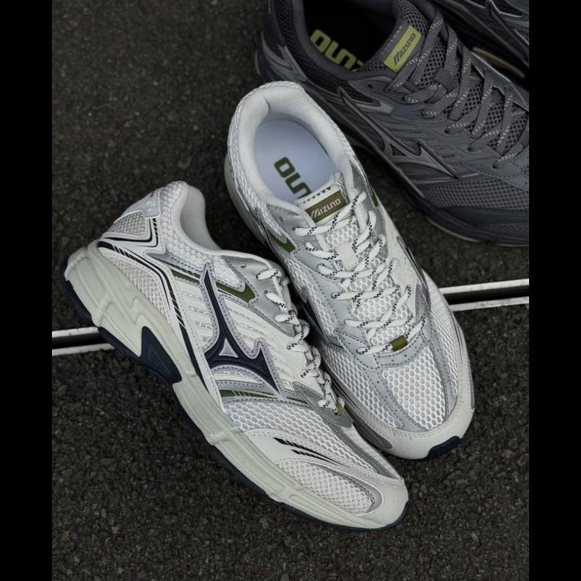 Preorder 預訂 Mizuno Speed 2010 玉石白 D1GH251706 / 條紋灰 D1GH251704