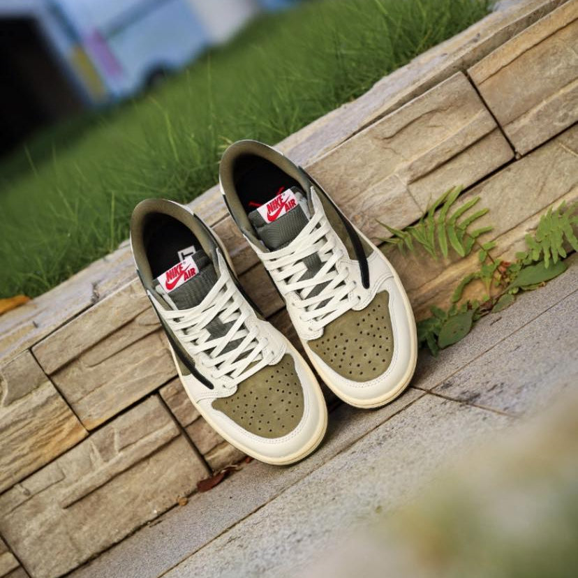 Preorder 預訂 Travis Scott x Nike Air Jordan 1 Low OG Medium Olive DM7866-200