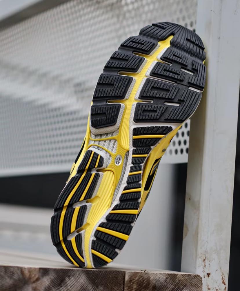 Preorder 預訂 New Balance U18903RB