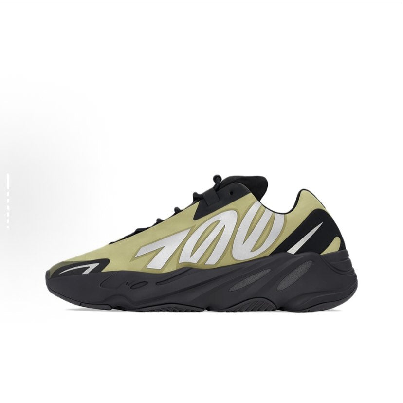 Preorder 預訂 Adidas Yeezy Boost 700 MNVN “Resin” GW9525