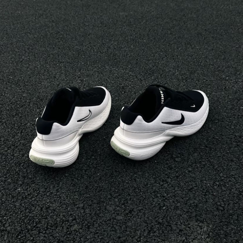 Preorder 預訂 Nike Uplift SC White/black