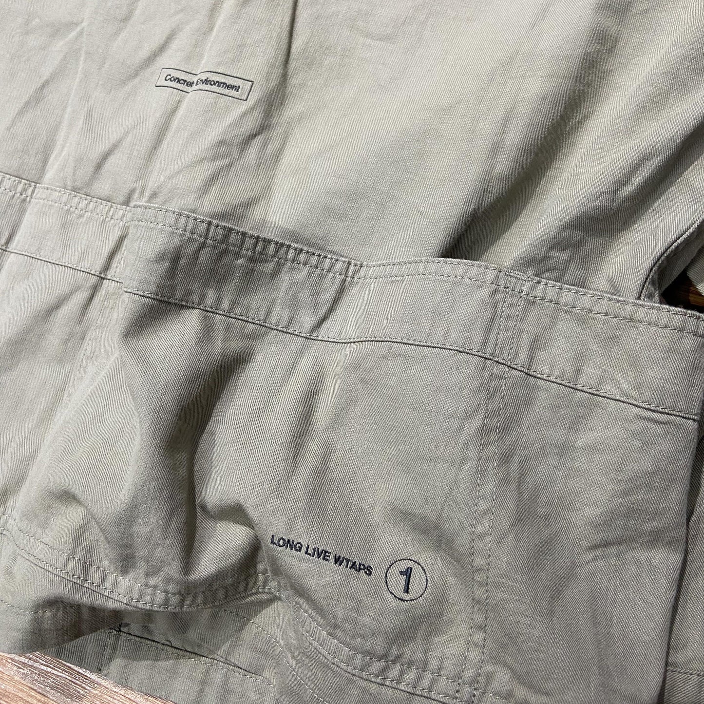 WTAPS SKIT SHIRT JACKET / COTTON. SERGE (Made in Japan) Olive Drab (Display Item)