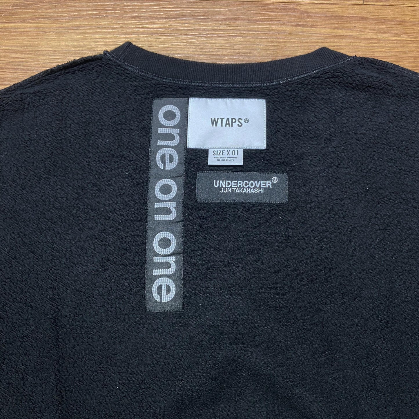 WTAPS x UNDERCOVER ONE ON ONE REVERSIBlE GIG / COTTON. CREWNECK (Made in Japan) Black (Display Item)