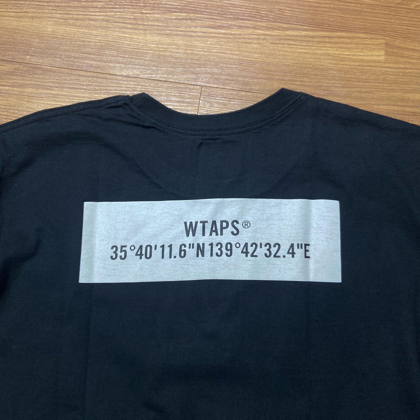 WTAPS GPS BANNER SS / TEE. COTTON (Made in Japan) Black  (Display Item)