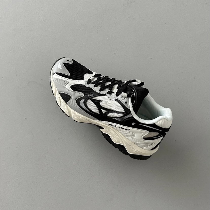 Preorder 預訂 MIZUNO WAVE SOLAR Black/White D1GH222308