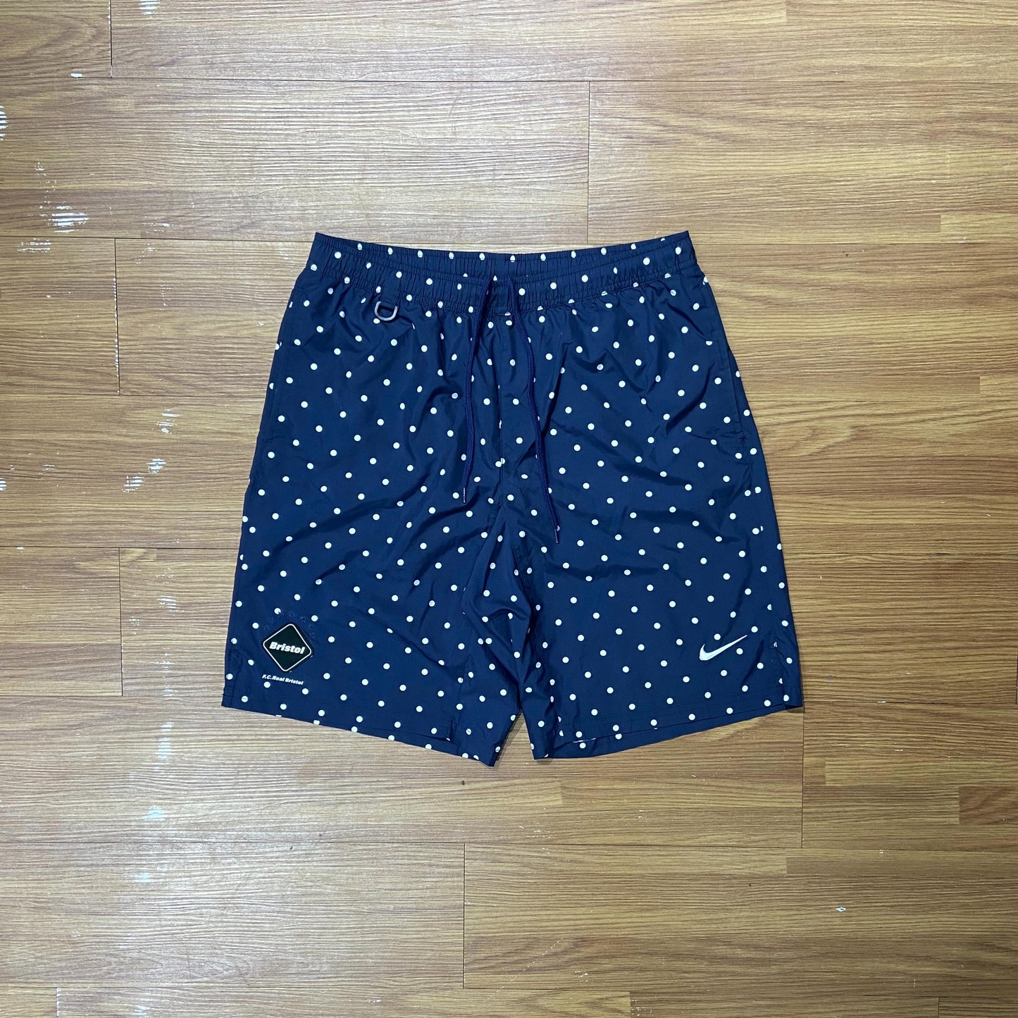SOPH x F.C.Real Bistrol (FCRB) Bristol x Nike Polka Dot Beach Shorts Navy (Display Item)