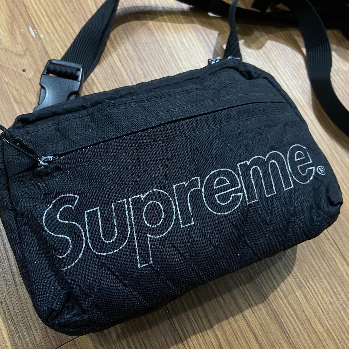 Supreme SS16 Waist Bag Black / FW18 Shoulder Bag Black (Used)