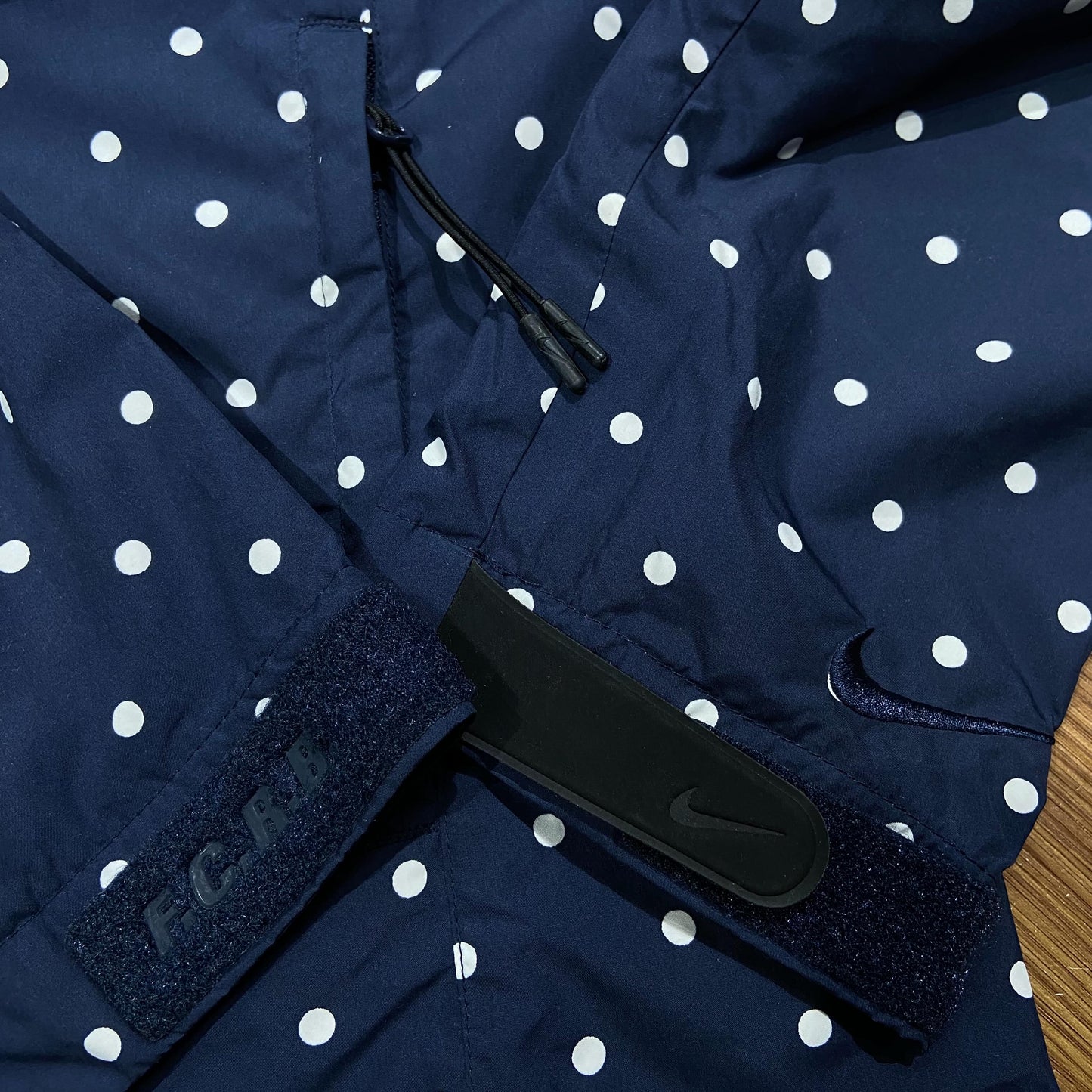SOPH x F.C.Real Bistrol (FCRB) Bristol x Nike Polka Dot Full Zip Hooded Track Jacket Navy  (Display Item)