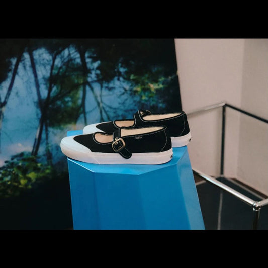 Preorder 預訂 Vans Mary Jane Black VN000CRR6BT