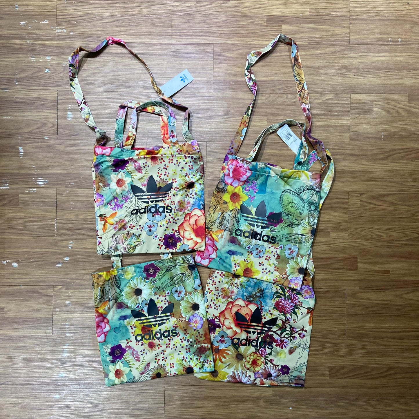 Adidas Originals Confete 2-Way Shopper Bag (Tote Bag) AJ8705 Multi Floral Print