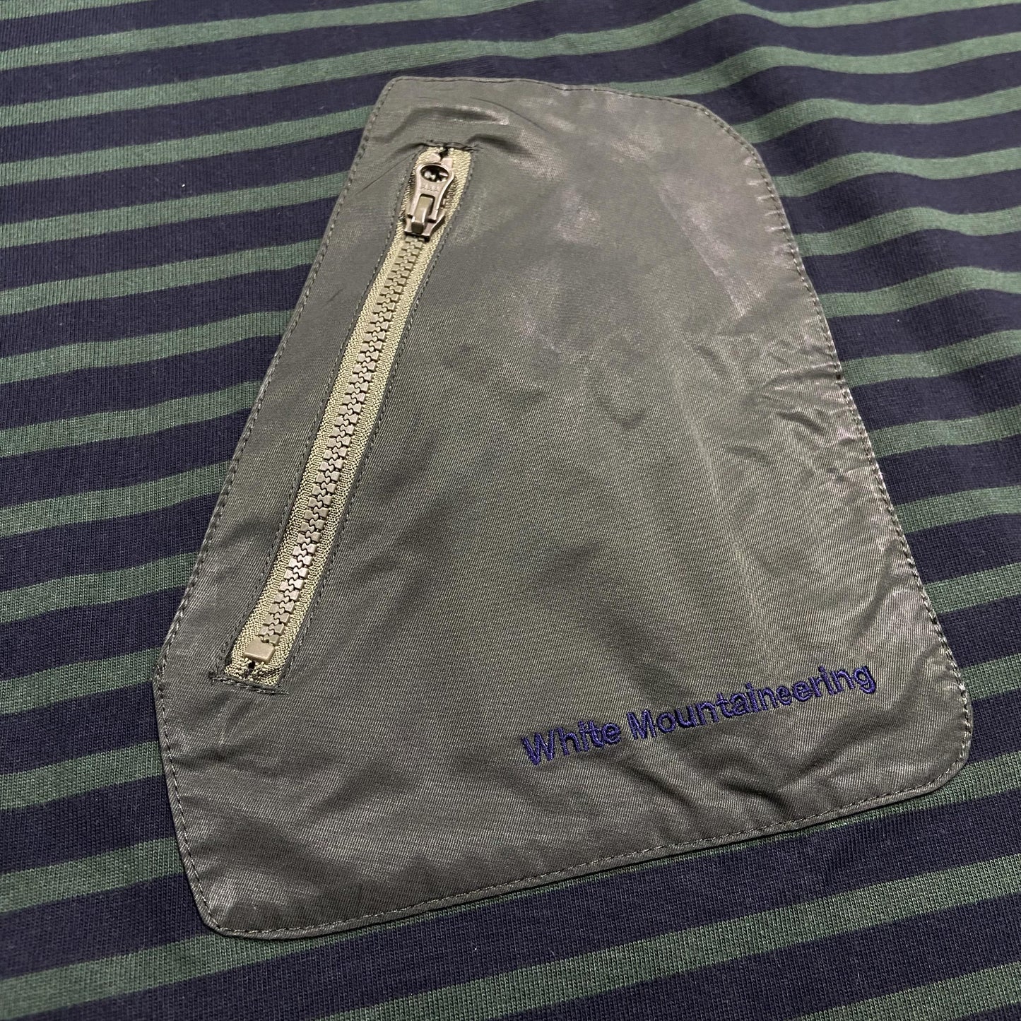 White Mountainerring Striped Zip Pocket SS (Made in Japan) Olive Navy (Display Item)