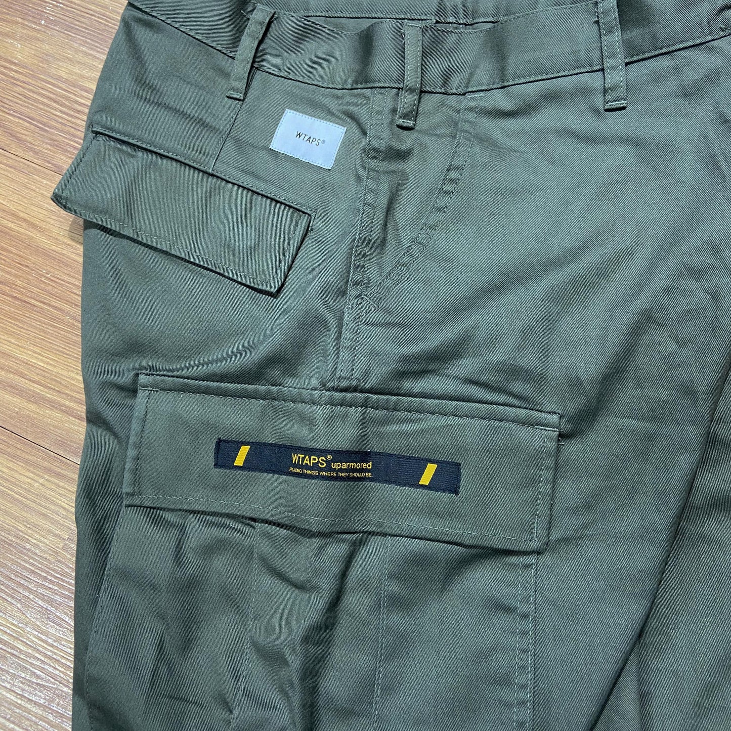 WTAPS JUNGLE 02 SHORTS / COTTON. TWILL (Made in Japan) Olive Drab (Display Item)