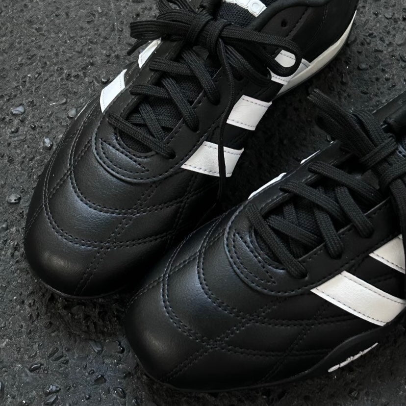 Preorder 預訂 Adidas Adipista “Black/White” JS2322