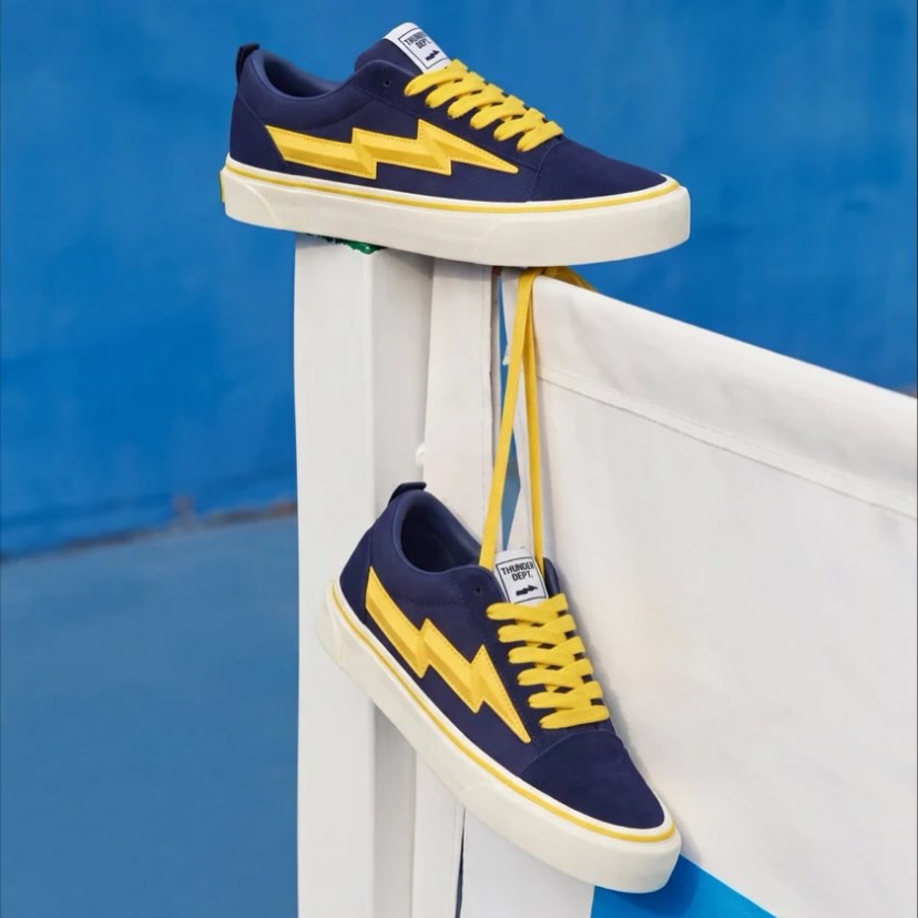 Preorder 預訂 Thunder Dept. Stylish Navy/Yellow