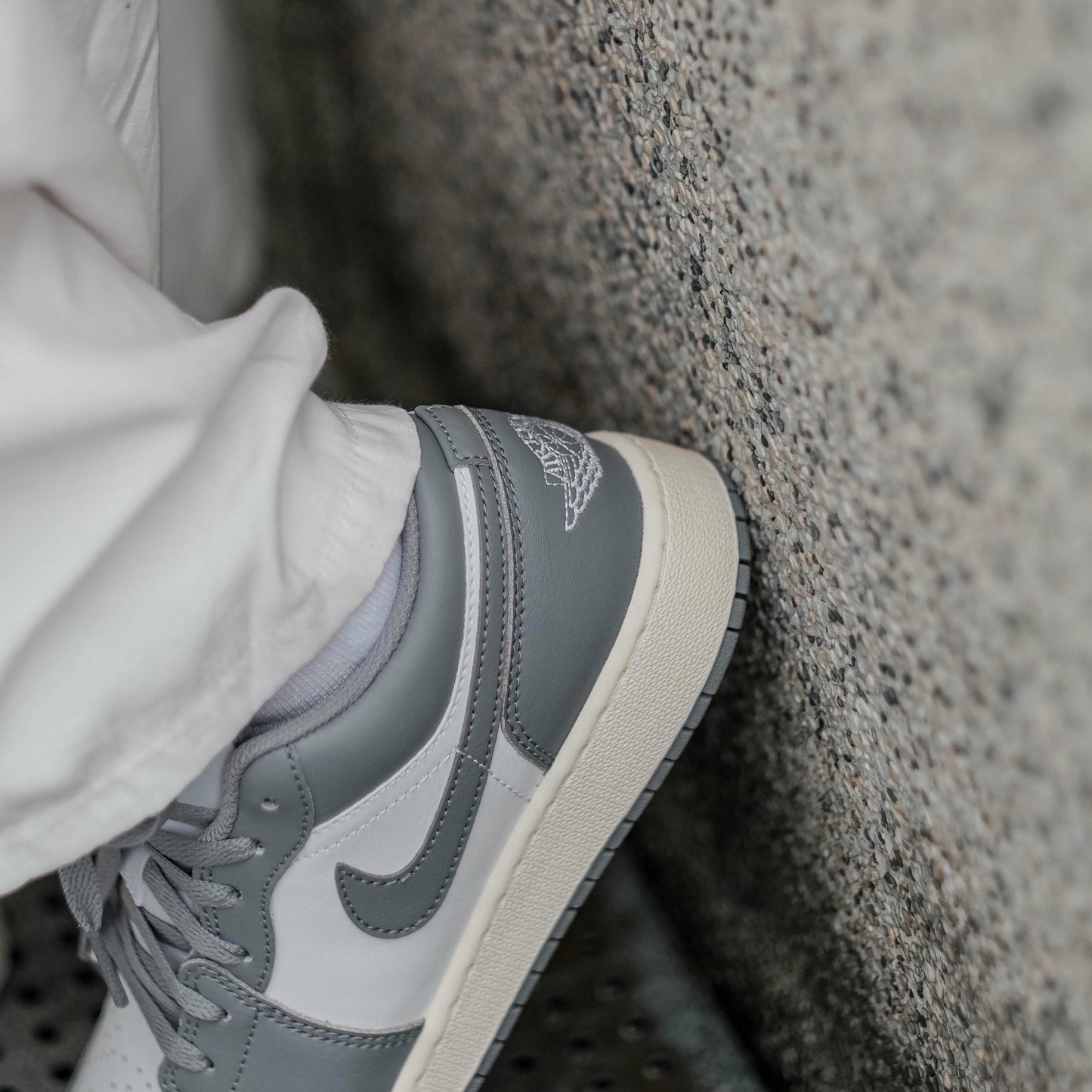 Preorder 預訂 Nike Air Jordan 1 Low GS Vintage Grey 553560-053