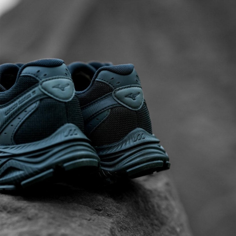Preorder 預訂 Mizuno Racer S “幻影黑” D1GH223501