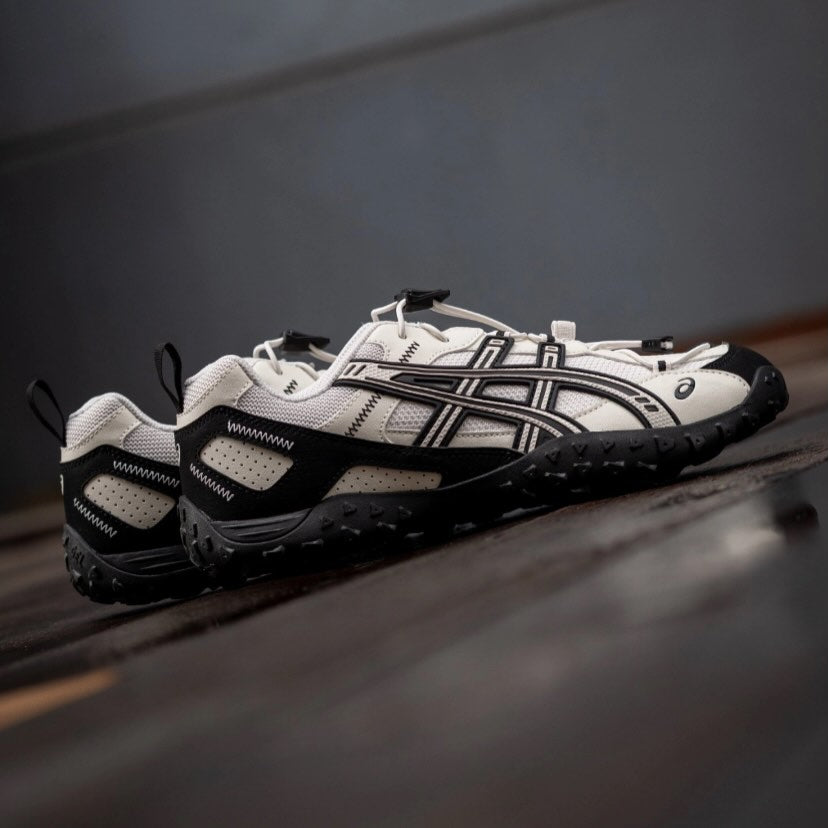 Preorder 預訂 Asics Gel-Ammg “Black/White” 1203B274-300