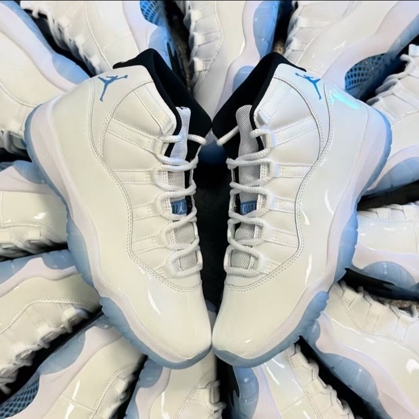 Nike Air Jordan 11 Retro OG GS “Legend Blue” 378038-104