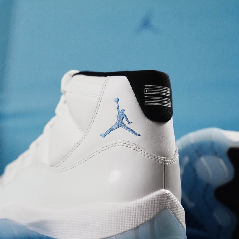 Nike Air Jordan 11 Retro OG GS “Legend Blue” 378038-104