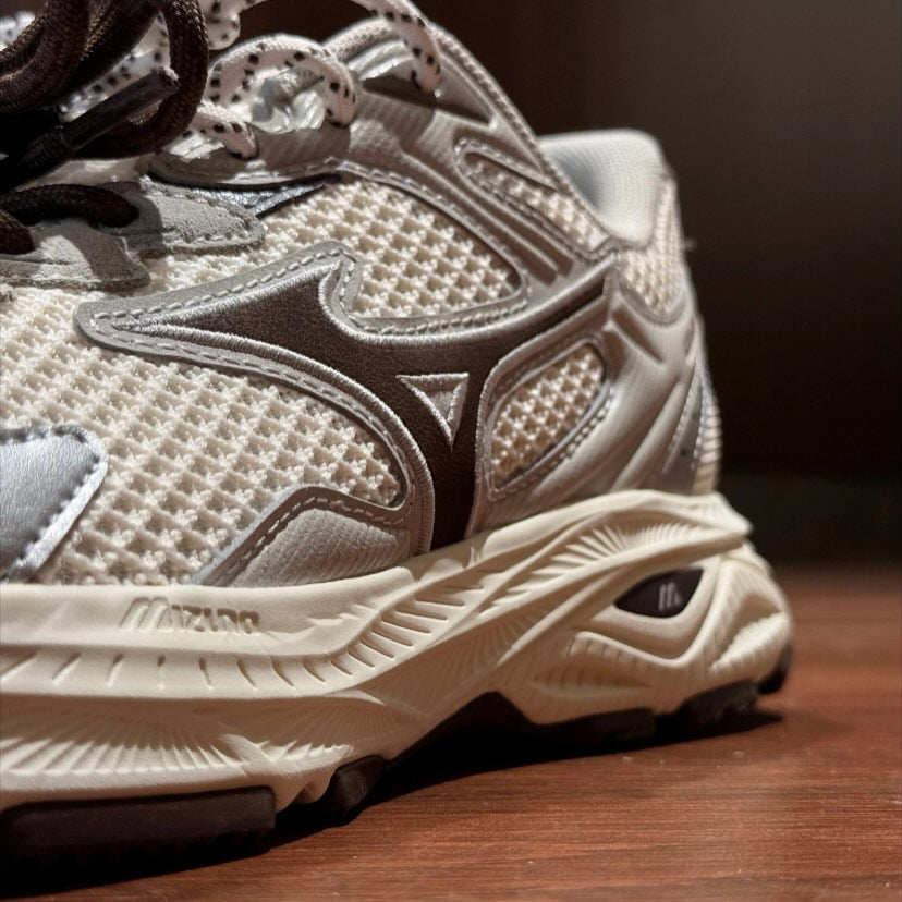 Preorder 預訂 Mizuno Racer S Mousse Brown D1GH253510
