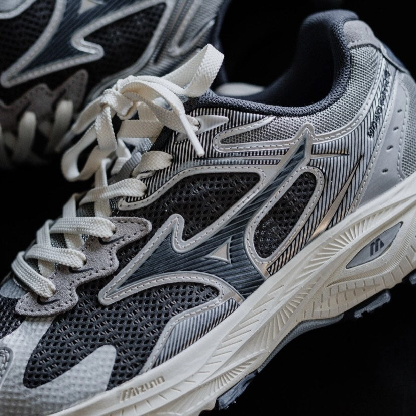 Preorder 預訂 Mizuno Racer S 銀灰藍 D1GH223519